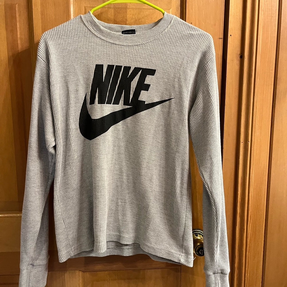 Nike Heather Gray Waffle Knit Top